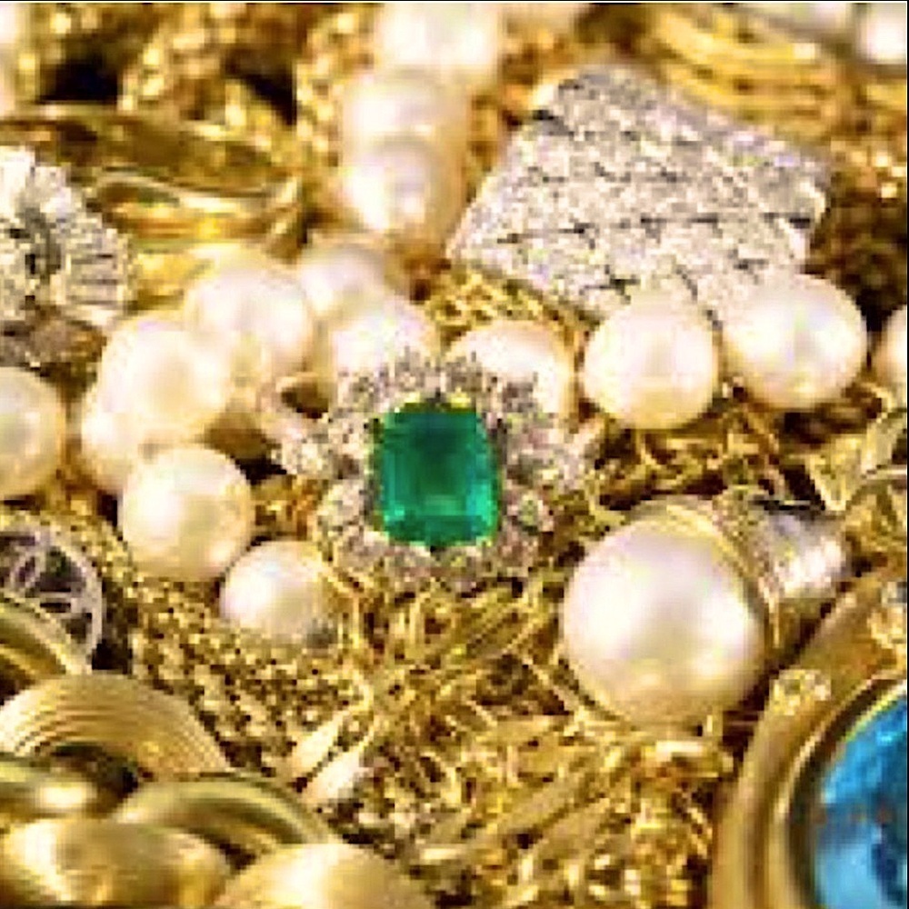 KRISTI’s SPECIAL~ Ginormous, HUGE Estate Sale 5 LBs jewelry lot wear crafts junk